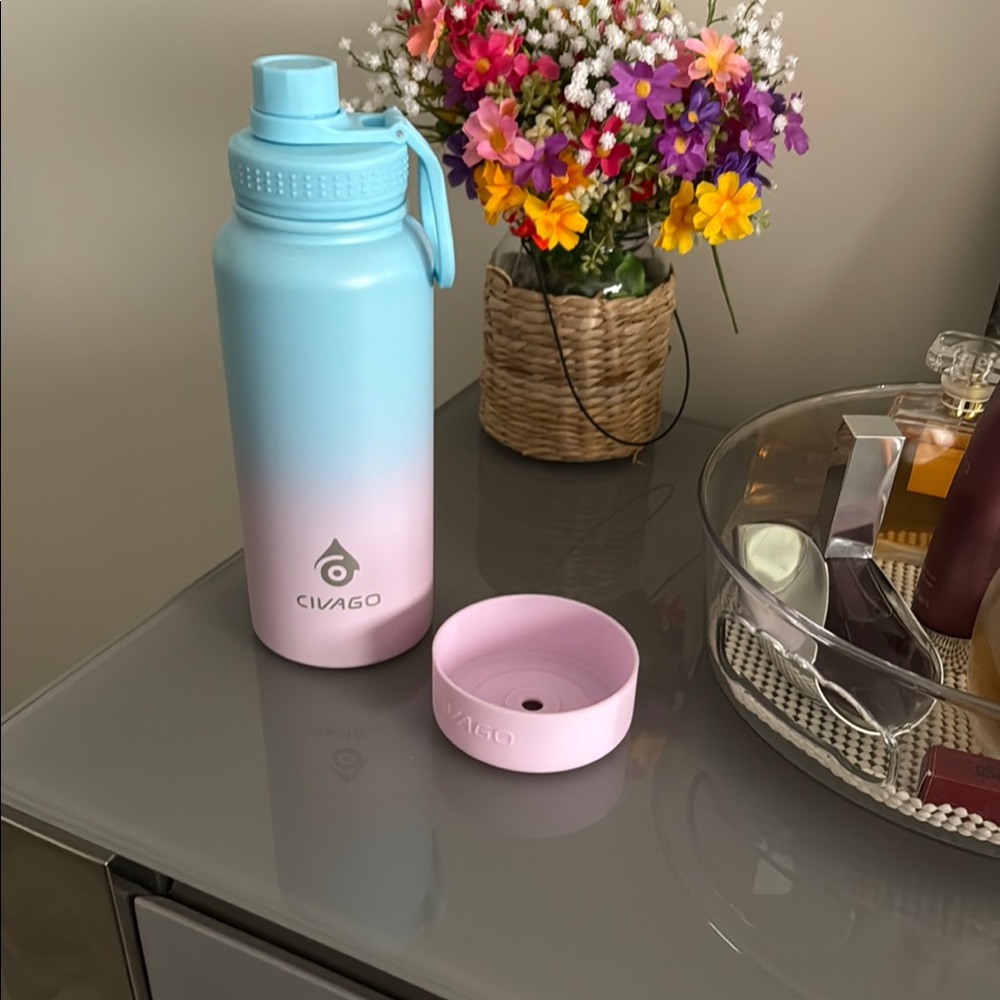 Blue and Pink Stainless Steel Water Bottle with Matte Finish